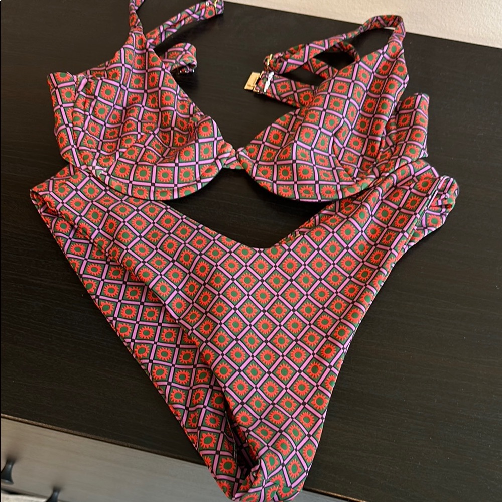 Skatie “Sol” bikini